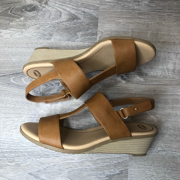 EUC Dr. Scholl’s Gia Tan Wedge Sandal - Picture 3 of 5